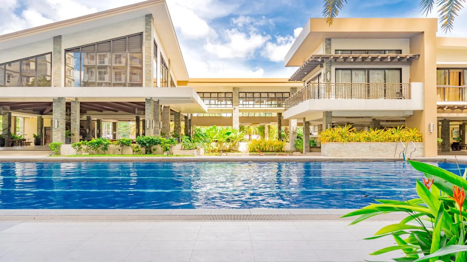 Verdon Parc L Chic Tropical 2Br L Resort Type Condominium L Close To Sm City Ecoland L Managed By Bleuspace Davao City 0*,  필리핀
