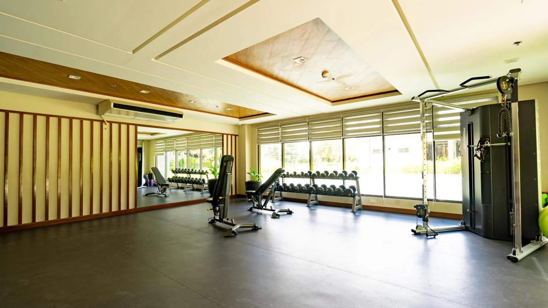 Verdon Parc L Chic Tropical 2Br L Resort Type Condominium L Close To Sm City Ecoland L Managed By Bleuspace Davao City